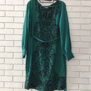 A pea in the pod maternity silk dress